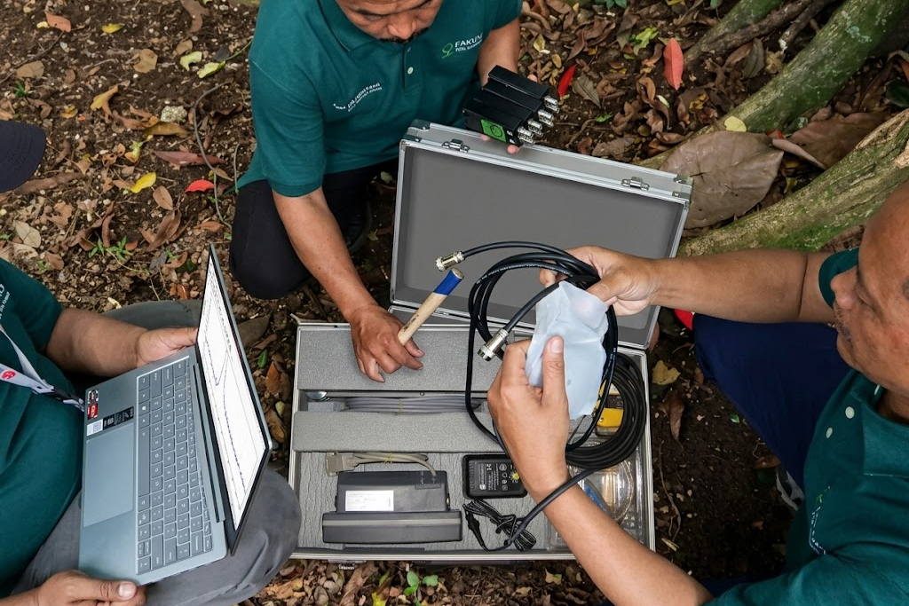 distributor wood testing equipment