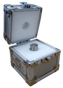 TIMBANGAN BATU STAINLESS STEEL WEIGHT CLASS F1 (PC) – AT-F1 – 200G