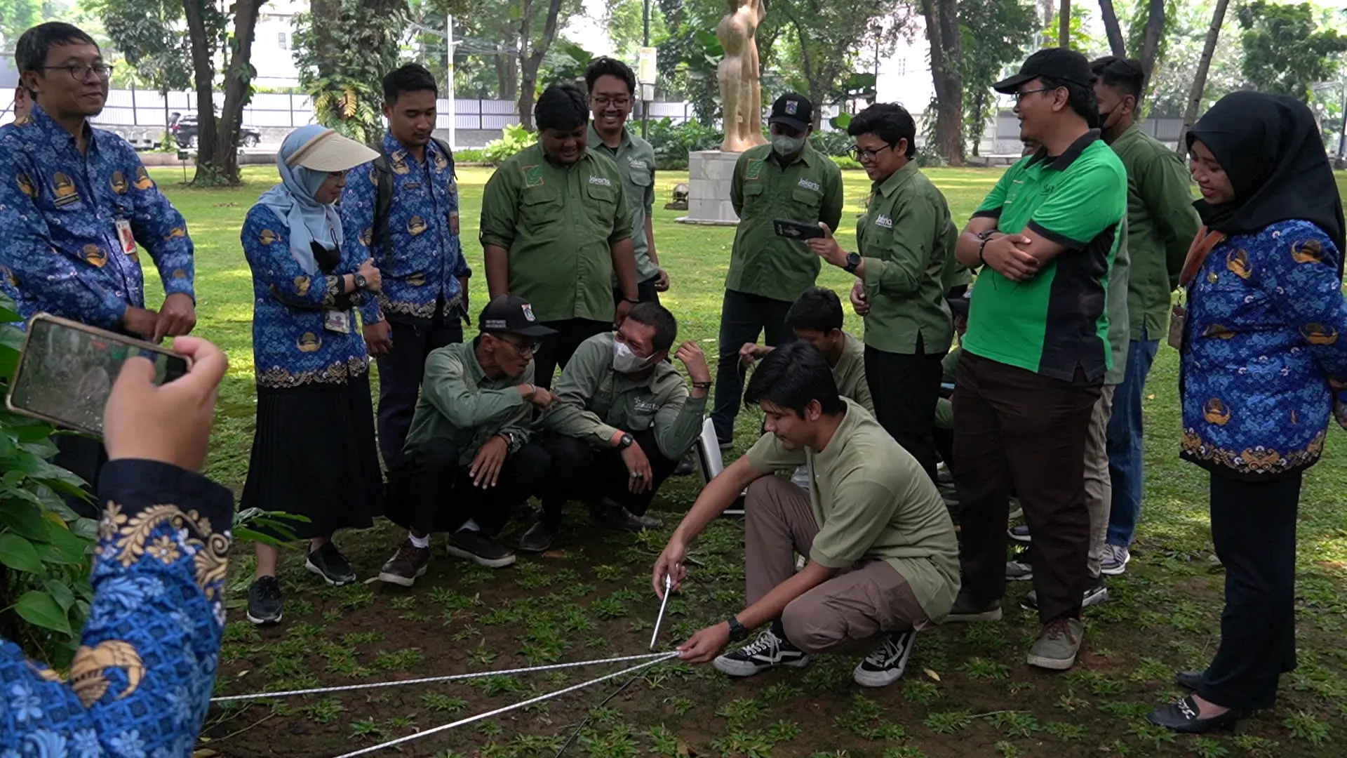 training alat deteksi akar pohon FAKOPP Root Detector