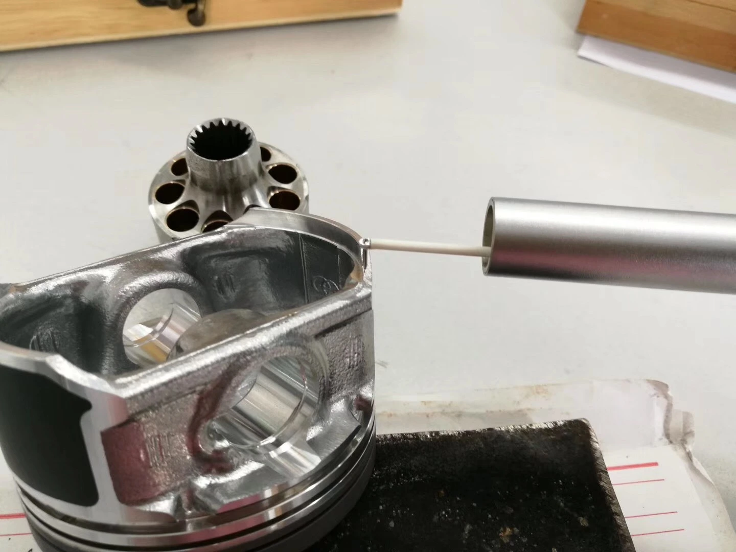 aplikasi roughness tester pada industri otomotif